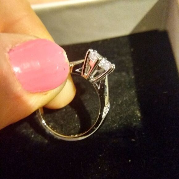 Reserved for ann09091970 Nwot 925 Sterling silver Moissanite Ring size 9 - Picture 8 of 15